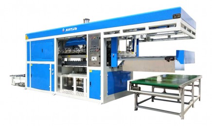 EPS地暖模块全自动吸塑机 自动传送裁切一体吸塑成型设备