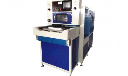 TPU/PVC贴皮足球高周波机