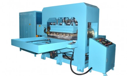 PVC汽车吸音隔音棉双边自动滑台高频热合机